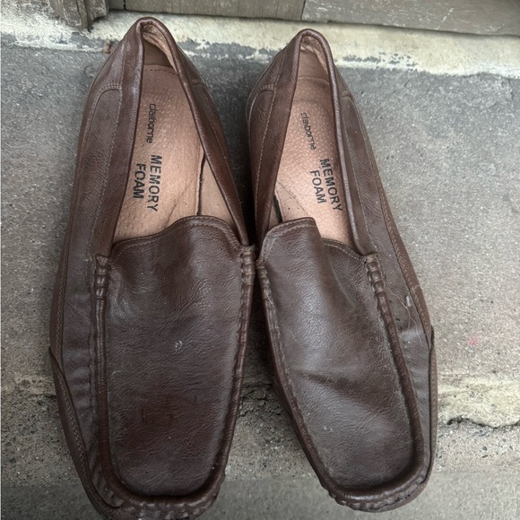 Claiborne Brown Leather Loafers Slip-On Shoes - Picture 1 of 4